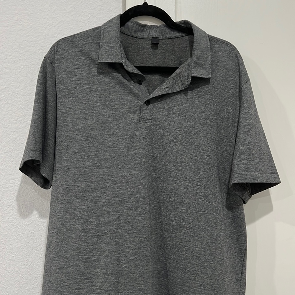 Men’s Lululemon polo shirt